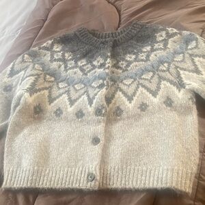 GAP Gray and Cream Patterned Cardigan size small